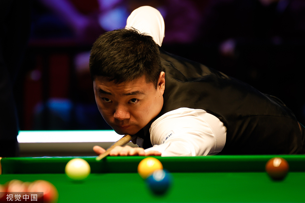 他在比赛中 他在比赛中