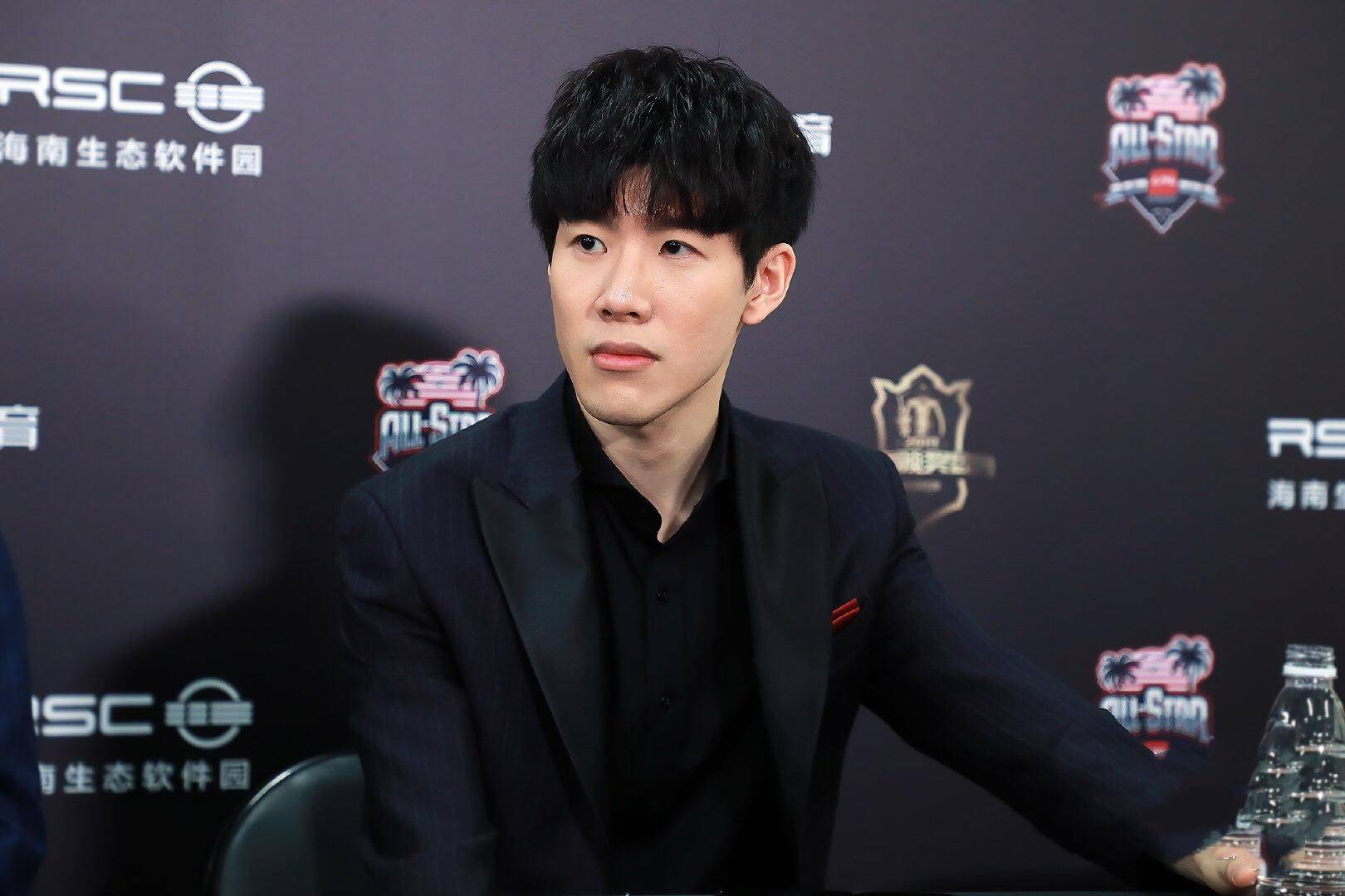 还是对于曼 还是对于曼