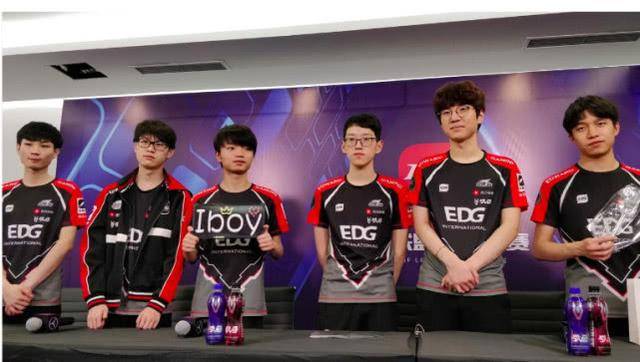 场焦点战中 场焦点战中