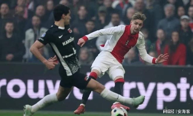 与许多球员 与许多球员