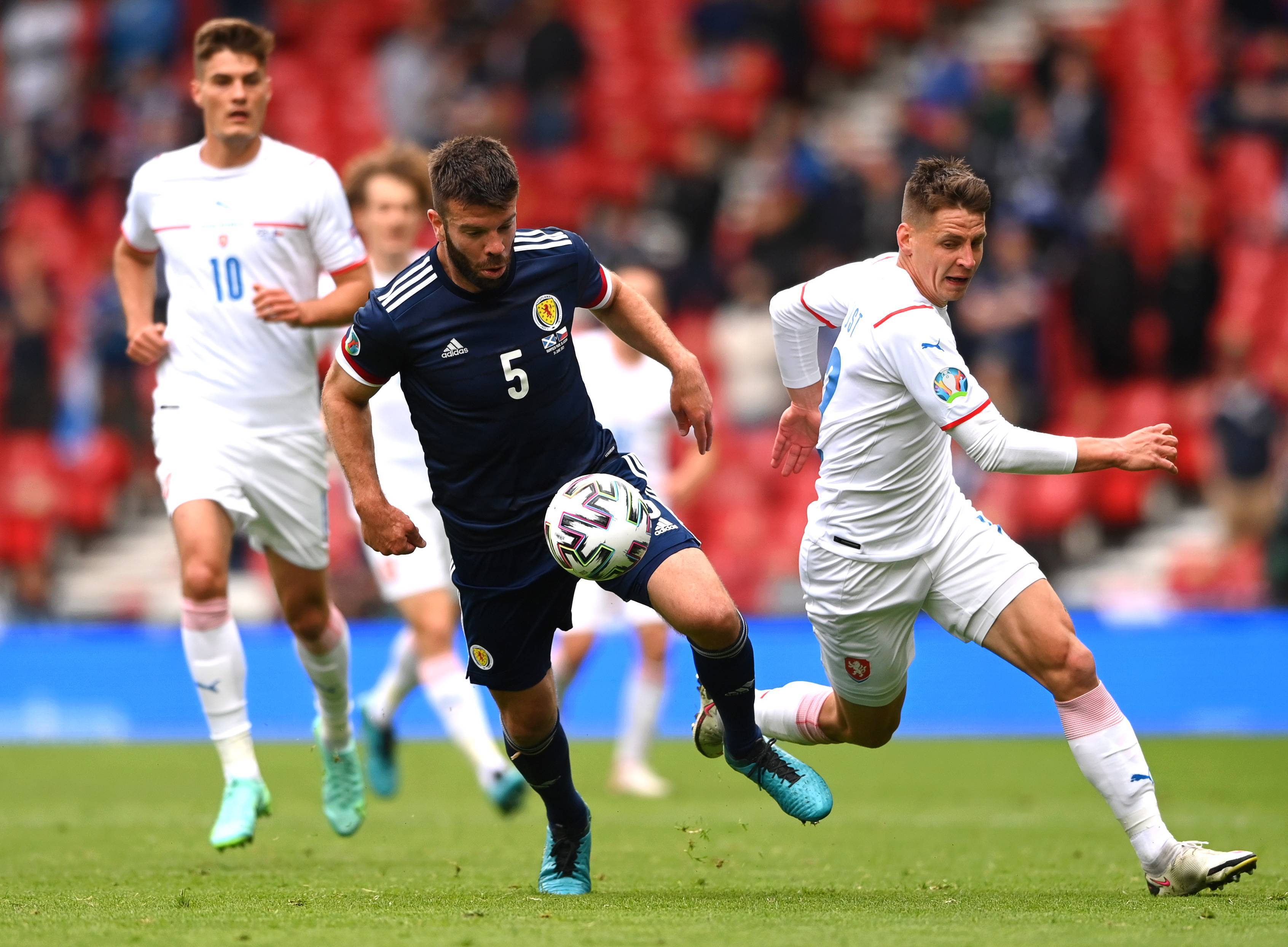 表现突出的 表现突出的