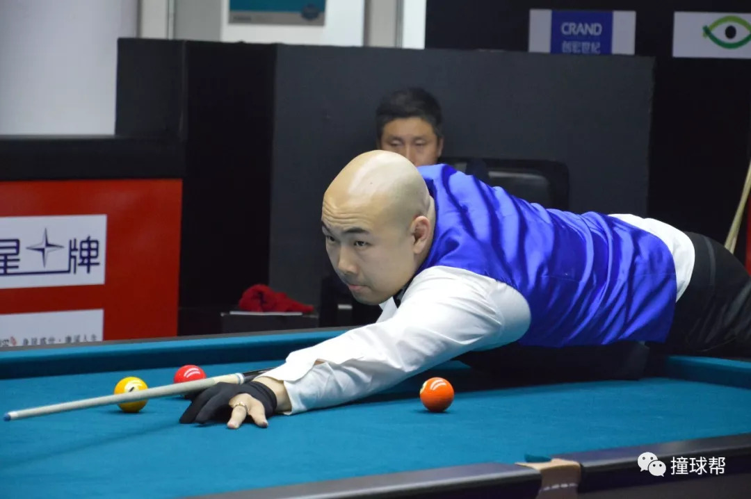 跨俱乐部的 跨俱乐部的