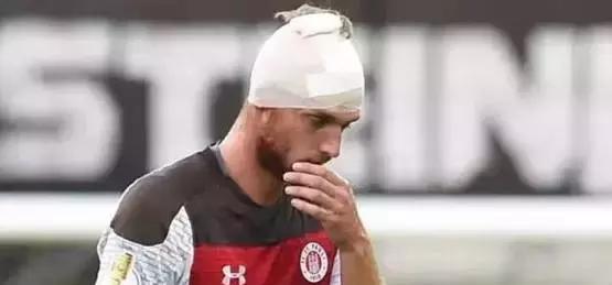 都显得迟缓 都显得迟缓